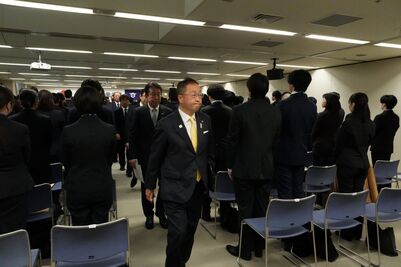 画像：4月1日（土曜）新規採用職員発令式、4月10日（木曜）新任研修