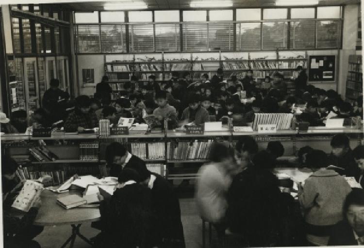 写真：洗足池図書館