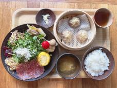 画像:日替わりサラダセット(ライス付き)