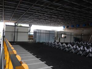 自転車駐車場原付置き場全景写真